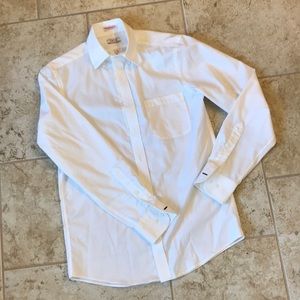 Men’s white IZod button down long sleeve